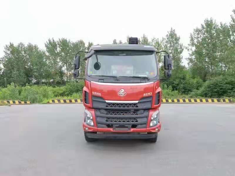 柳汽單橋長興8噸吊機(jī)